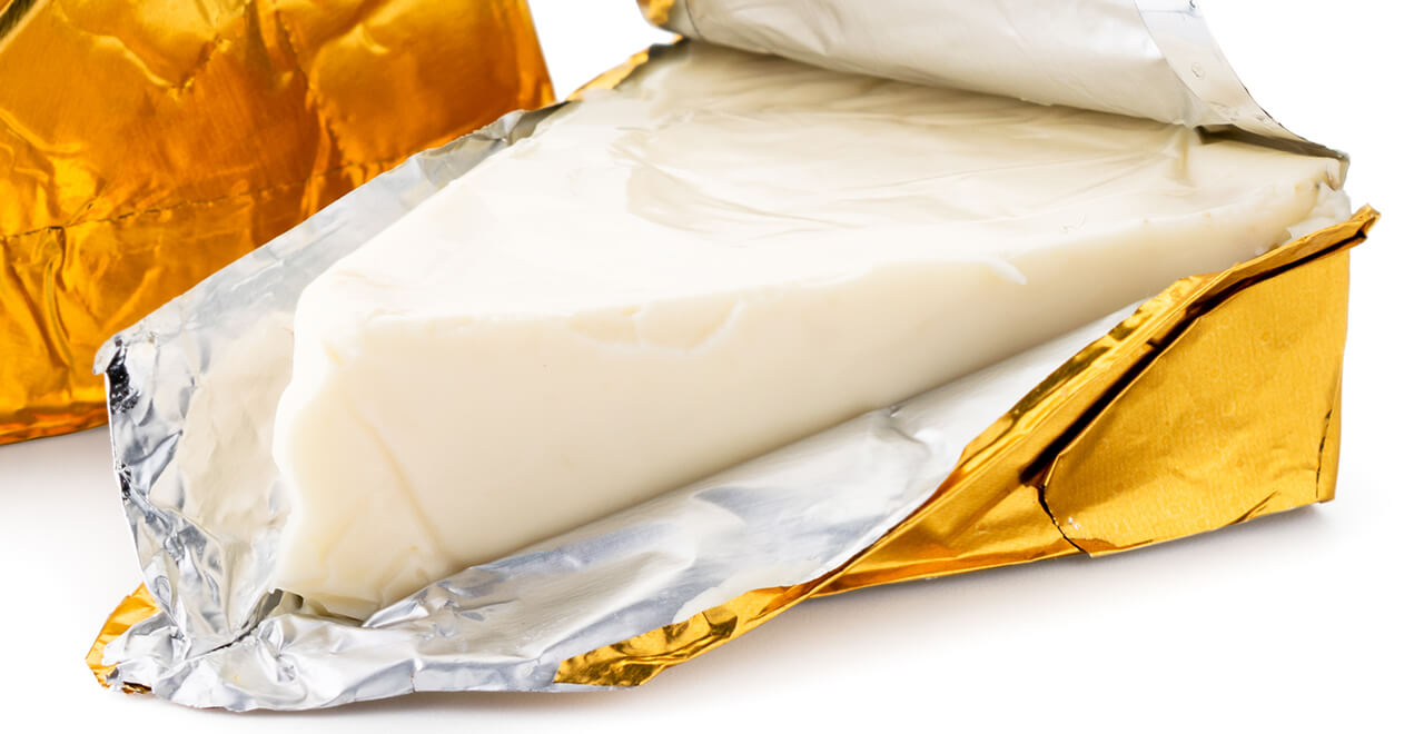 PROCESSED CHEESE (TRADITIONAL & VEGAN) PROCESSED CHEESE (TRADITIONAL & VEGAN)